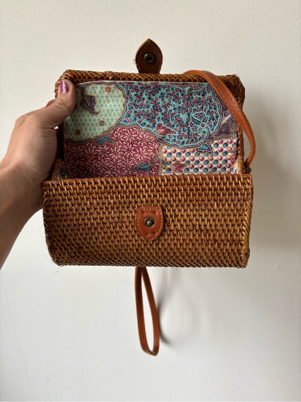 Bali Woven Straw Crossbody Bag in classic tan - super cute! Great texture add - Picture 4 of 6